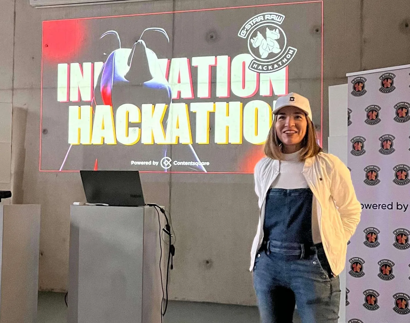 Laura Rademaker presenting at the G-Star Innovation Hackathon